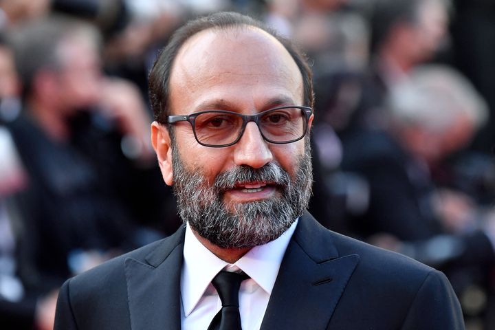 Le réalisateur iranien Asghar Farhadi lors de la projection du film "OSS 117 : From Africa With Love (OSS 117 Alerte Rouge en Afrique Noire)" et de la cérémonie de clôture de la 74e édition du Festival de Cannes à Cannes, dans le sud de la France. (JOHN MACDOUGALL / AFP)