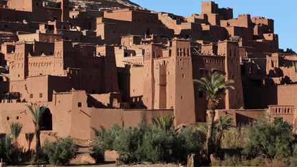 Aujourd'hui, des jeunes du village travaillent avec les moyens du bord à la création d'un musée de la photographie au cœur du ksar. Il regroupera des images de scènes de films.&nbsp; &nbsp; (MANUEL COHEN / AFP)