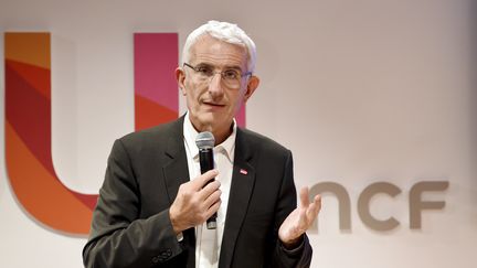 Le président de la SNCF, Guillaume Pepy, lors du lancement du site oui.sncf, le 6 décembre 2017 à Paris. (ERIC PIERMONT / AFP)