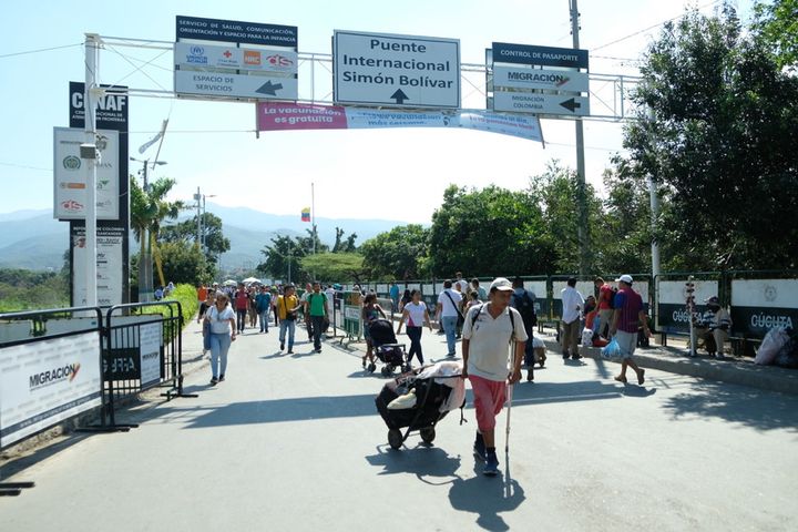 La ville de Cucuta en Colombie à la frontière avec le Vénézuéla d'où fuient des millions de vénézueliens.&nbsp; (NATHANAEL CHARBONNIER / RADIO FRANCE)