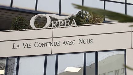 Affaire Orpéa : des faux contrats de travail pour toucher des aides publiques ?