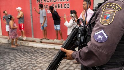 Plus de 700 policiers de la force nationale ont été envoyés dans l'Etat de Rio Grande Norte. (ALESSANDRO IMPERIAL / AFP)