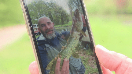 Pêche : les amateurs de brochets ressortent leur matériel (FRANCE 3)