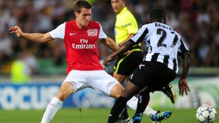 Ramsey barre la route d'Udinese