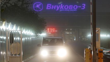 &nbsp; (Une entrée de l'aéroport de Vnukovo, à Moscou, où l'avion de Christophe de Margerie s'est écrasé © Reuters-Maxim Shemetov)