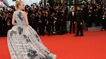 Diane Kruger, membre du jury,  monte les marches de la cérémonie de clôture du 65e Festival de Cannes
 (ANNE-CHRISTINE POUJOULAT/AFP)