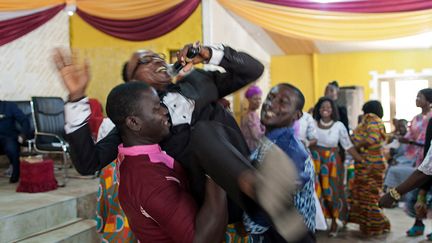 Certains pasteurs comme Mensa Otabil, leader de l'église International Central Gospel Church, sont adulés comme de véritables stars. (FRANCIS KOKOROKO/REUTERS)