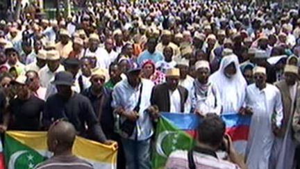 Manifestation dimanche à Paris pour dénoncer les conditions de transport vers les Comores. (© F3)