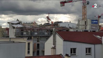 Un immeuble s'est effondré, le 7 juin 2022 à Vincennes (Val-de-Marne). (FRANCE 2)