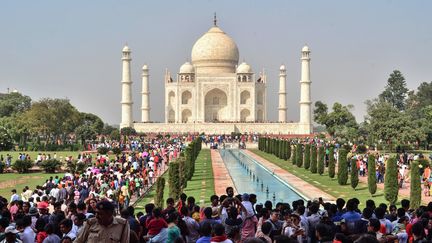 Près de 50 000 personnes ont visité le Taj Mahal le 20 octobre 2018 (photo), selon les médias indiens. (PAWAN SHARMA / AFP)