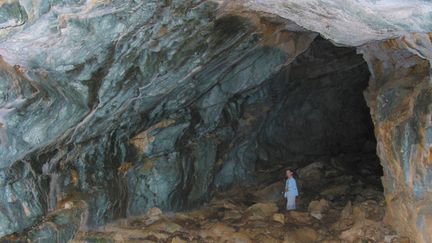 &nbsp; (Deux spéléologues recherchés à la Dent de Crolles, un gouffre de l'Isère © MaxPPP)