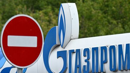 Le groupe russe Gazprom a déjà cessé ses livraisons à plusieurs pays européens.&nbsp; (KIRILL KUDRYAVTSEV / AFP)