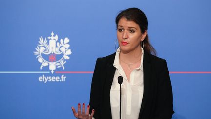 Marlène Schiappa&nbsp;s'exprime lors d'une conférence de presse à l'Elysée (Paris), le 21 mars 2018. (LUDOVIC MARIN / AFP)