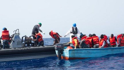 Sauvetage de migrants au large de l'Italie en septembre 2017. (Christian Marquardt / NurPhoto)