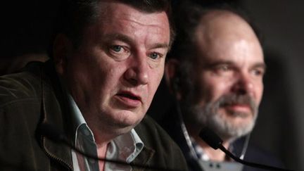 Aki Kaurismäki et Jean-Pierre Daroussin à Cannes pour &quot;Le Havre&quot;, en mai 2011. Le film a obtenu le prix Louis Delluc
 (Guillaume Baptiste / AFP)