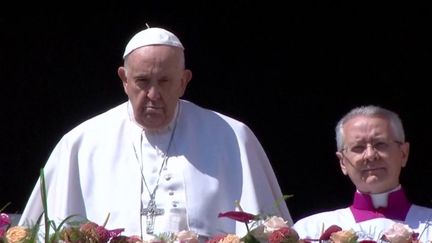 Pâques : le pape François prie pour la paix