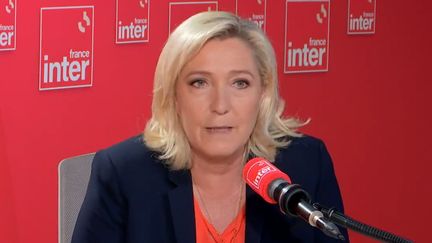 Marine Le Pen,&nbsp;ancienne candidate Rassemblementnational à l'élection présidentielle, le 18 mai 2022 sur France Inter. (FRANCEINTER / RADIO FRANCE)