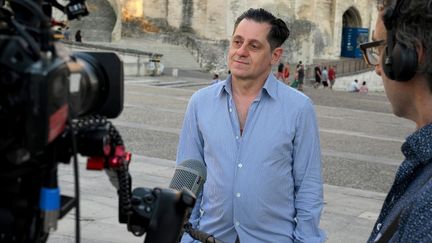 Olivier Py, alors directeur du Festival de théâtre d'Avignon, le 5 juillet 2022. (NICOLAS TUCAT / AFP)