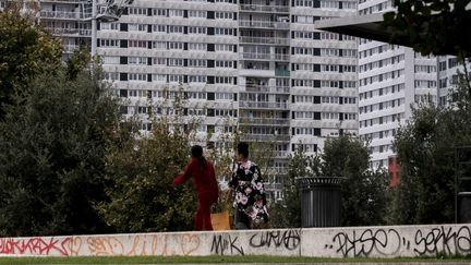 Une barre d'immeuble de Bagnolet en Seine-Saint-Denis (photo d'illustration). (VINCENT ISORE / MAXPPP)