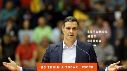 Le Premier ministre espagnol Pedro Sanchez pendant un meeting de campagne pour les législatives, le 25 avril 2019 à Barcelone. (PAU BARRENA / AFP)