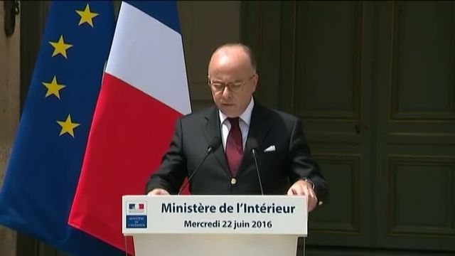 "Aucun débordement, aucune violence" ne seront "tolérés" dit Cazeneuve