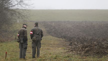 Des soldats autrichiens à la frontière avec la Slovénie, le 8 décembre 2015. (MAXPPP)