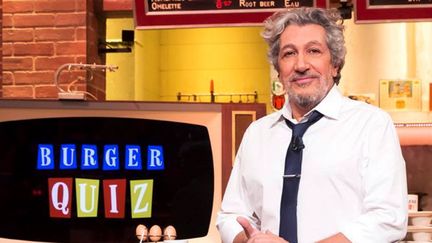 Alain Chabat, dans la nouvelle version du "Burger Quiz", sur TMC. (TF1)