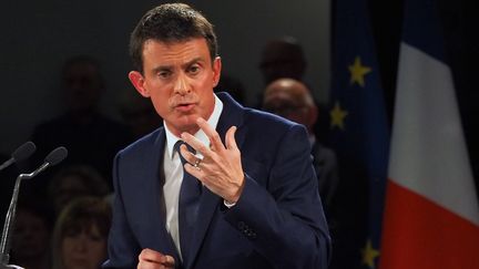 VIDEO. Manuel Valls promet de "supprimer purement et simplement le 49.3, hors texte budgétaire", s'il est élu président