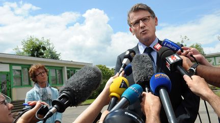 Le ministre de l'Education nationale, Vincent Peillon,&nbsp;le 23 juin 2012, &agrave; Rennes (Ille-et-Vilaine). (JEAN-FRANCOIS MONIER / AFP)