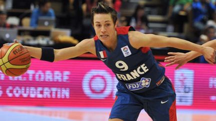 La capitaine de l'équipe de France, Céline Dumerc