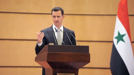 Le président syrien Bachar Al-Assad lors d'une conférence de presse à Damas (Syrie), le 10 janvier 2012. (- / SANA)