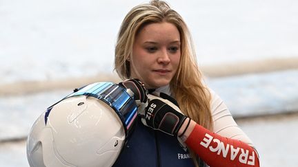 La Française Margot Boch après son 4e run de la finale du monobob femmes, lundi 14 février, sur la piste de Yanqing. (FRANCOIS-XAVIER MARIT / AFP)