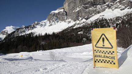 &nbsp; (L'avalanche a emporté les trois moniteurs vers 13h. © Maxppp)