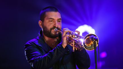 Le trompettiste Ibrahim Maalouf, le 15 juillet 2016 aux Francofolies de La Rochelle.&nbsp; (XAVIER LEOTY / AFP)