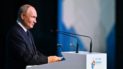 Une photo du président russe, Vladimir Poutine, fournie par l'agence Sputnik, à l'occasion d'un discours à Moscou, le 29 octobre 2024. (KRISTINA KORMILITSYNA / SPUTNIK / AFP)