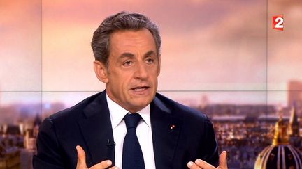 Nicolas Sarkozy sur le plateau du journal de 20 heures de France 2, le dimanche 21 septembre 2014. (FRANCE 2 / AFP)