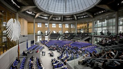 Les députés allemands participent à la 161e session du Bundestag, le 21 septembre 2023. (BRITTA PEDERSEN / DPA)