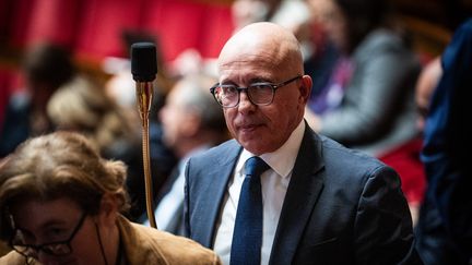 Le président du groupe Les Républicains, Eric Ciotti, lors d'une séance publique de questions à l'Assemblée Nationale, le 31 octobre 2023, à Paris. (XOSE BOUZAS / HANS LUCAS / AFP)