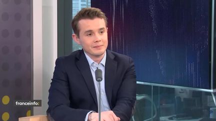 Stanislas Rigault, président de Génération Zemmour et porte-parole de Reconquête !, le 12 avril 2022 sur franceinfo. (CAPTURE ECRAN / FRANCEINFO)