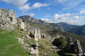 Rocca Sparviera, près de Nice. (Géo)