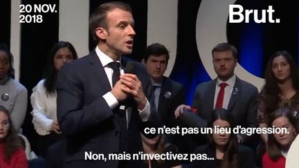 VIDEO. Emmanuel Macron vivement pris à partie par un étudiant belge (BRUT)