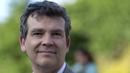 Le ministre de l'Economie et de l'Industrie, Arnaud Montebourg, &agrave; la F&ecirc;te de la musique, &agrave; Paris, le 21 juin 2014. (KENZO TRIBOUILLARD / AFP)