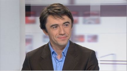 Yann Wehrling, porte-parole du Modem, mardi 27 décembre 2011, sur France 2. (France 2)