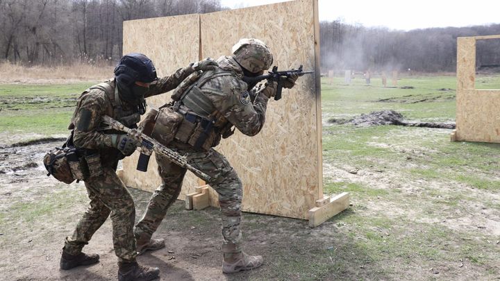 Des soldats de l'unité Spartan à l'entraînement, avril 2023 (UNITE OPERATIONNELLE ET TERRITORIALE DE L'EST / GARDE NATIONALE D'UKRAINE)