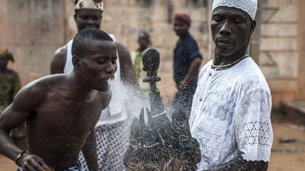 Cérémonie vaudou à Ouidah le 10 janvier, jour officiel de célébration au Bénin (Stephan Heunis/ afp)