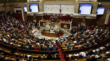 Le ministre Olivier Dussopt s'exprime devant l'Assemblée nationale à Paris, le 6 février 2023. (LUDOVIC MARIN / AFP)