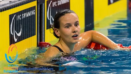 La nageuse française Anaëlle Roulet pendant les championnats d'Europe de para-natation, le 7 août 2014, à Funchal. (KEES-JAN VAN OVERBEEKE)