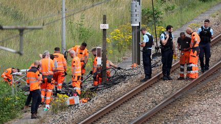 Sabotage sur le réseau TGV : le suspect interpellé près des voies de chemins de fer explique avoir voulu faire du 