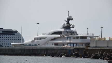 Le "Graceful" amarré dans le port de Sotchi (Russie) en juillet 2015 (MARCUS BRANDT / DPA)