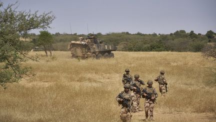 Des soldats de l'opération Barkhane au Burkina Faso, le 12 novembre 2019. (MICHELE CATTANI / AFP)